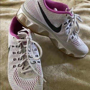 Grey black and purple Tailwind 8